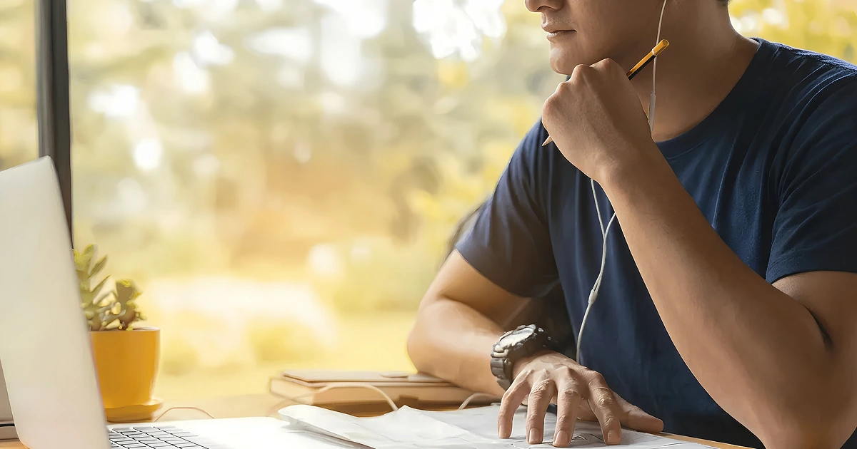 The 13 Best Podcasts for Writers and Self-Publishers in 2026